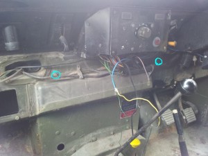 Series 3 Dashboard rear bolts
